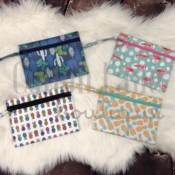 Multi-color Pineapple Cosmetic Bag - Picture 2 of 4